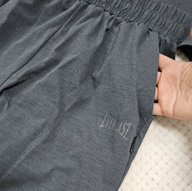 Everlast tracksuit fabric and logo