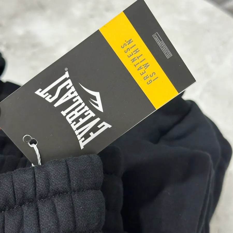 Hooded zip-up zipper and drawstring details