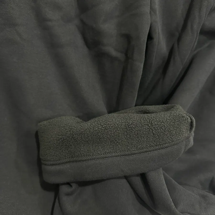 Fleece-lined jogger pants detail