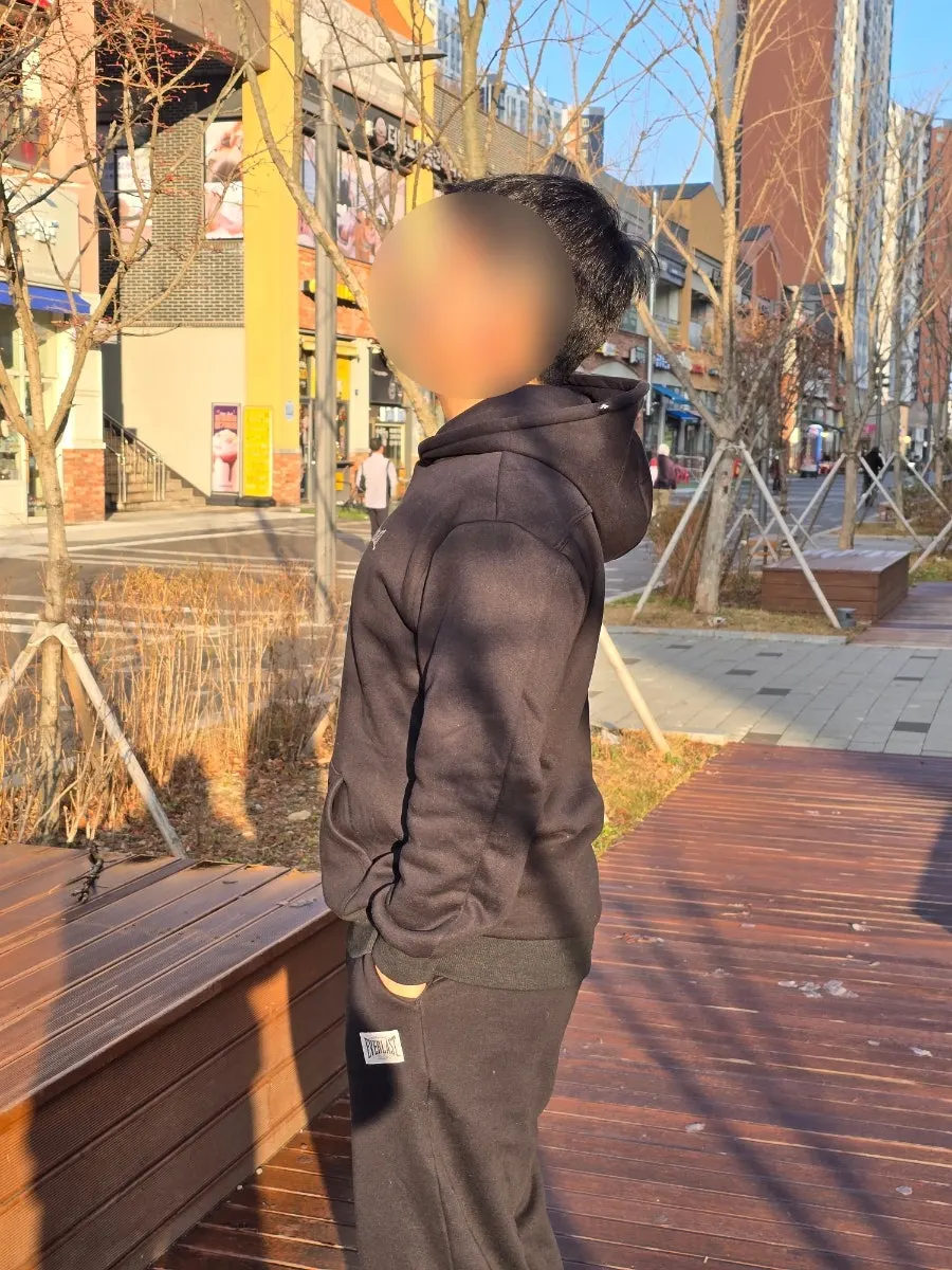 Full-body view wearing a winter fleece tracksuit