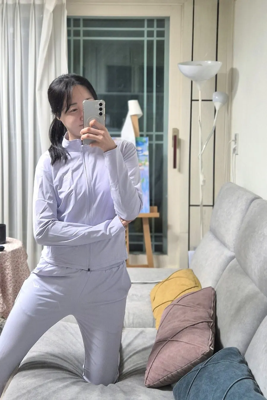 Running jacket chosen for walks and light exercise