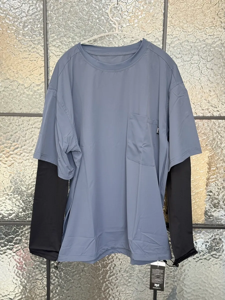 Top included in the Everlast Running Crew Set
