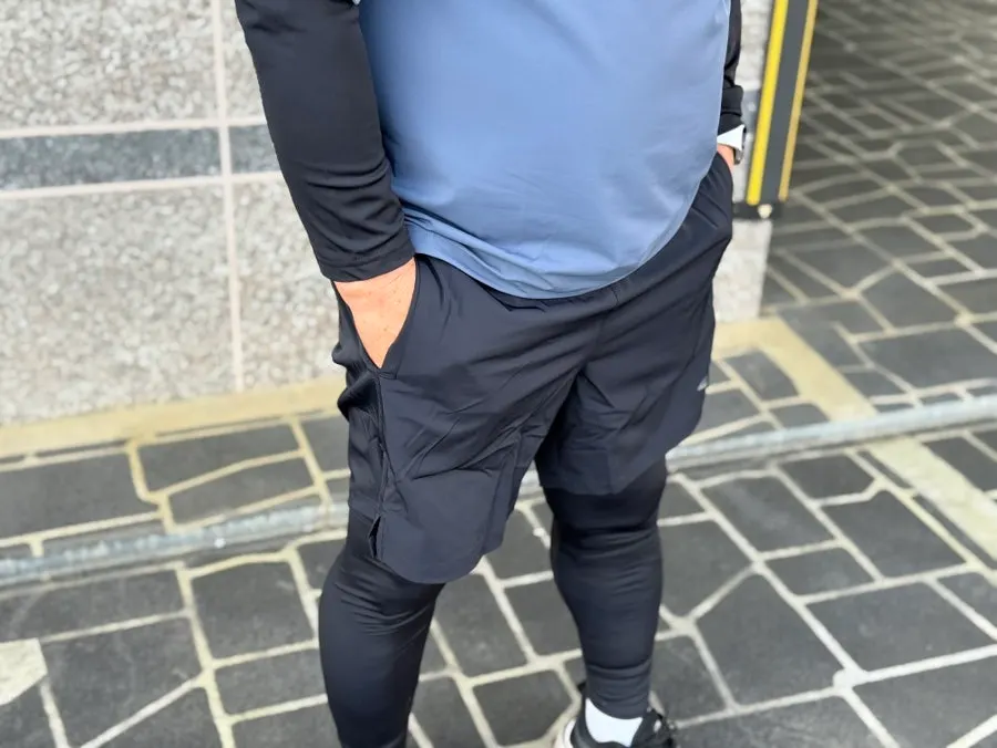 Everlast running outfit in blue and black tones