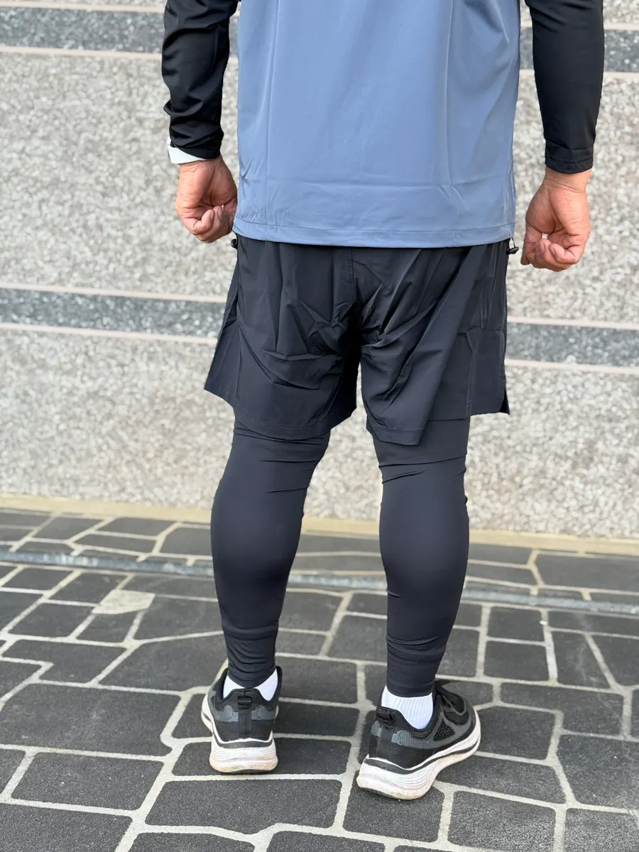 Everlast set with a comfortably relaxed fit