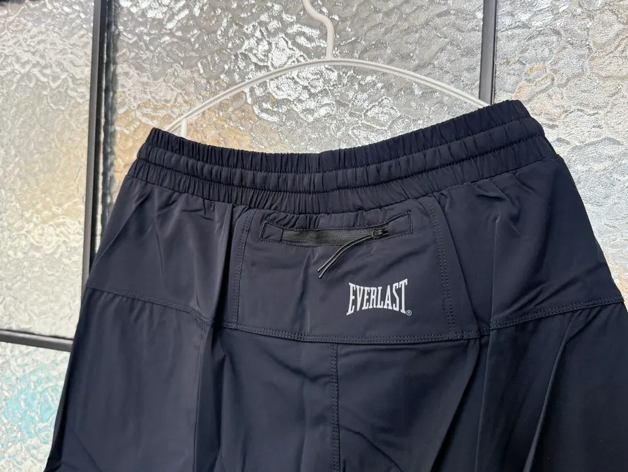 Everlast Running Crew Set worn for daily use