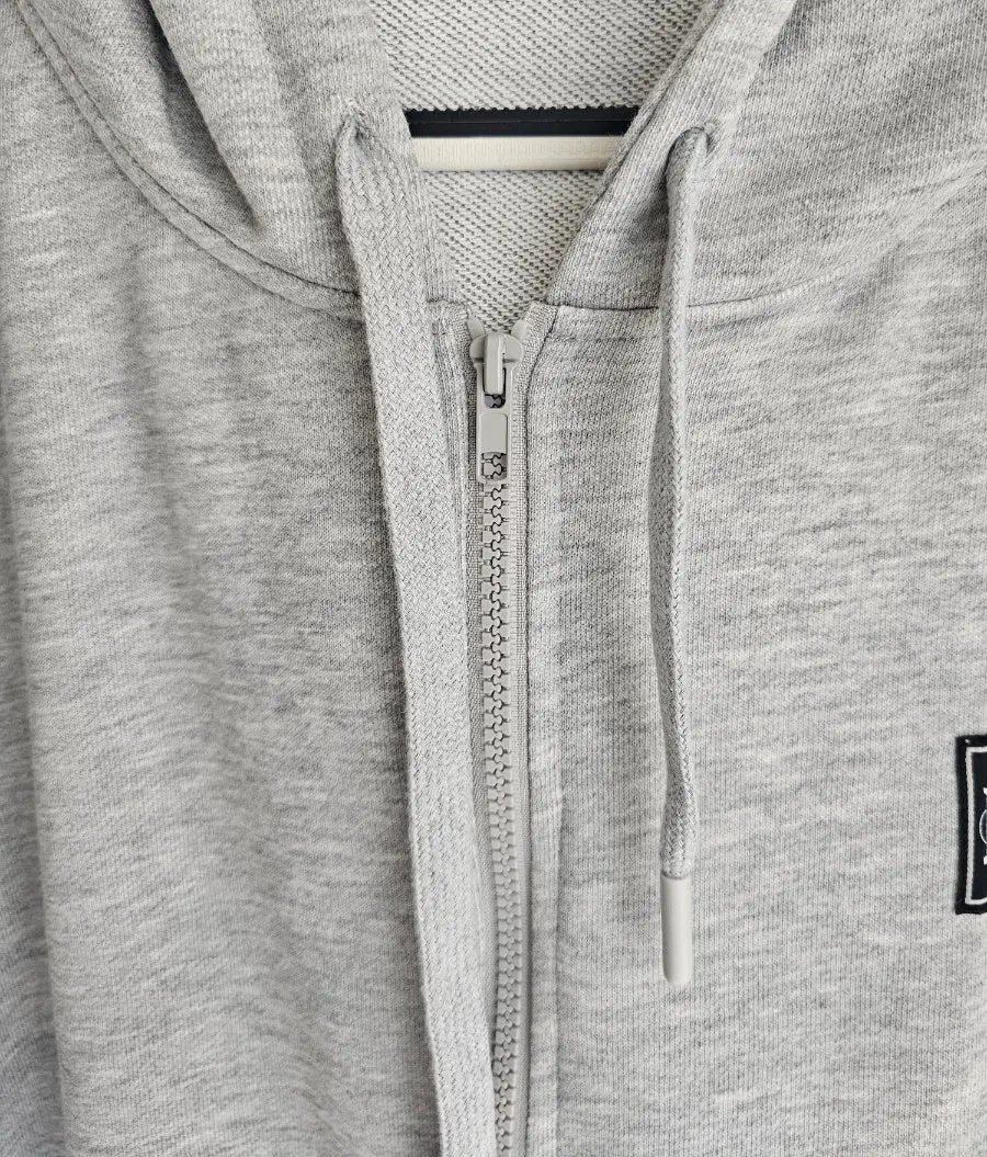 Wearing the Everlast hooded workout top