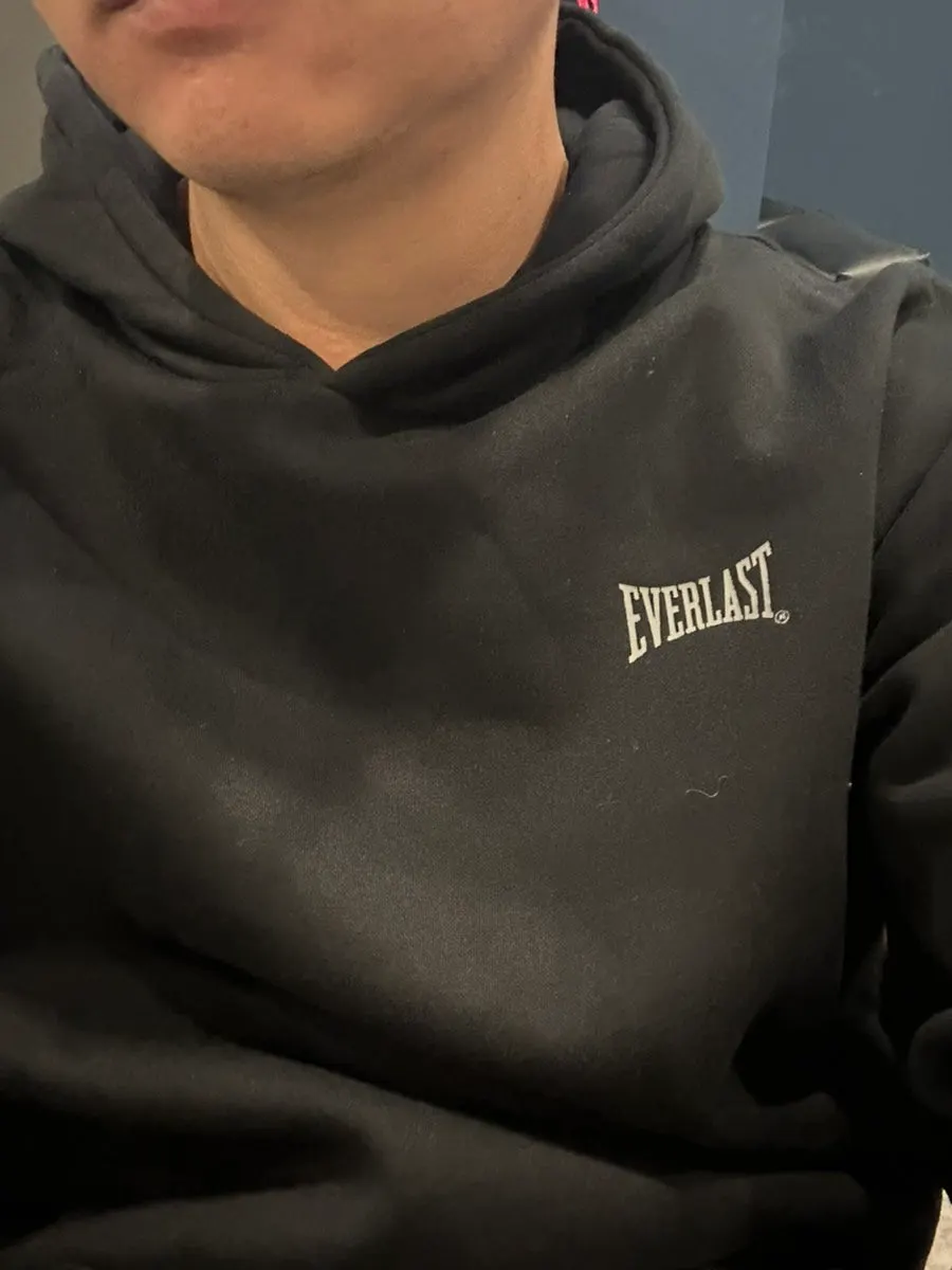 Full-length view of the Everlast fleece tracksuit worn