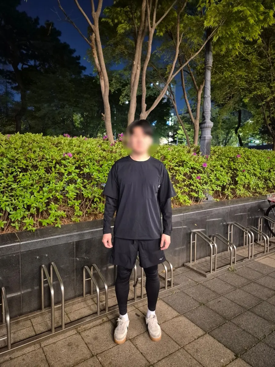 Everlast Men's Running Crew Set worn