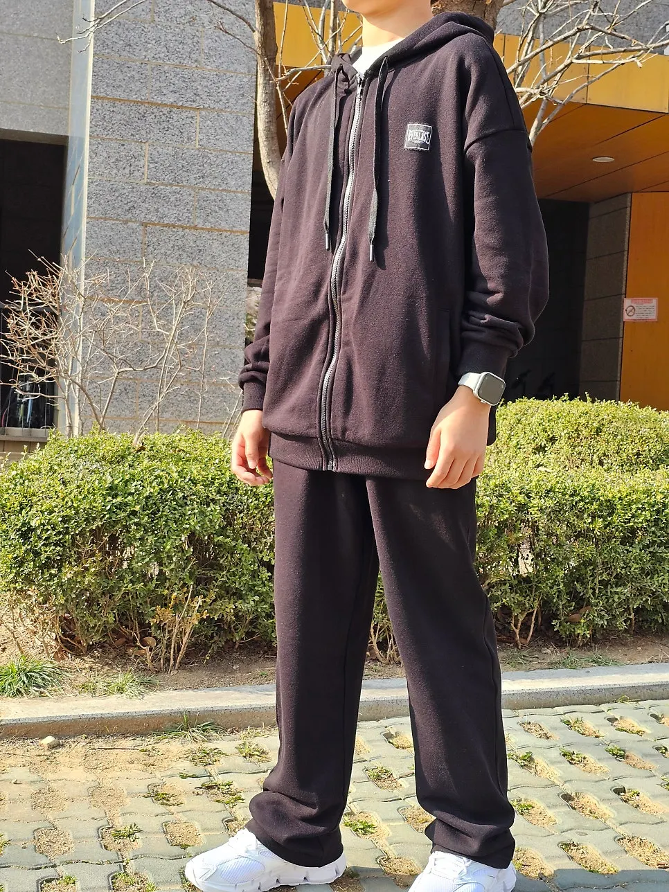 Everlast hood zip-up and straight-leg pants tracksuit set