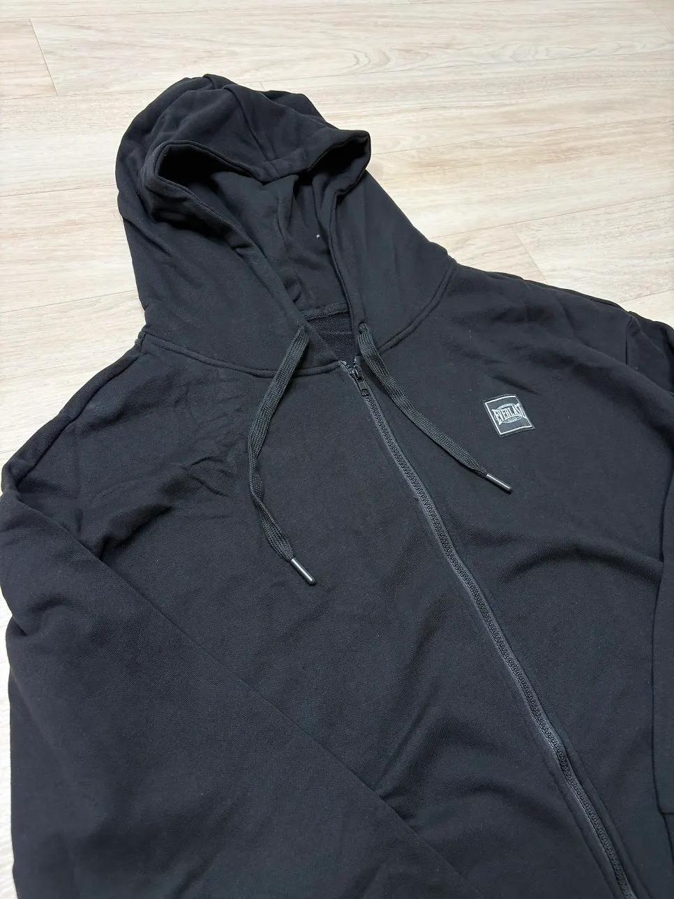Everlast mini terry tracksuit fabric and design