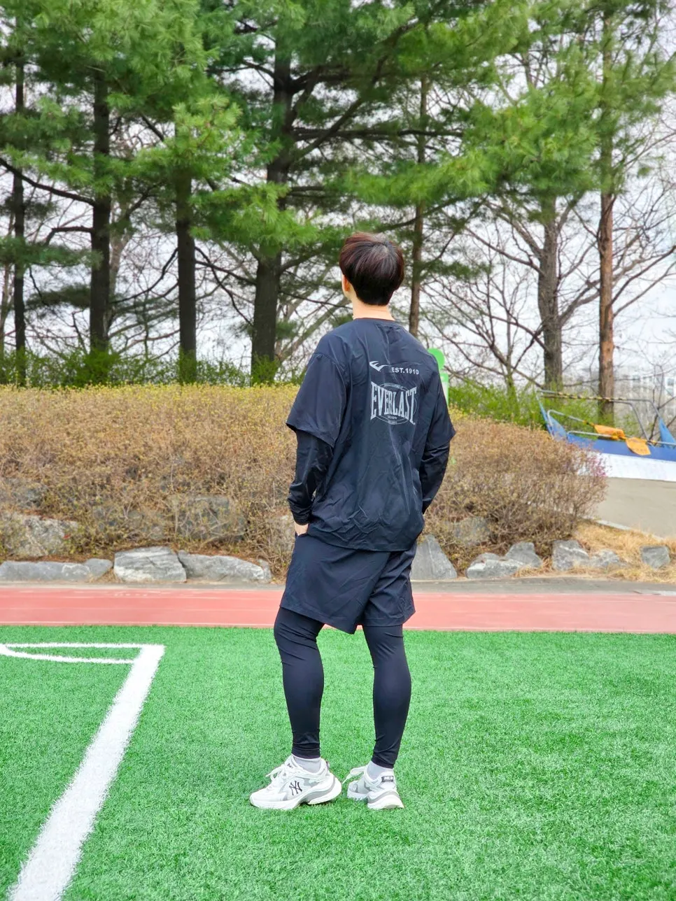 Everlast running outfit worn for dulle-gil trail exercise
