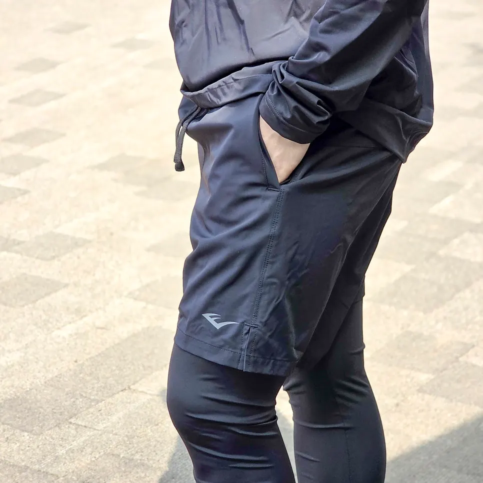 Shorts leggings and storage pocket detail