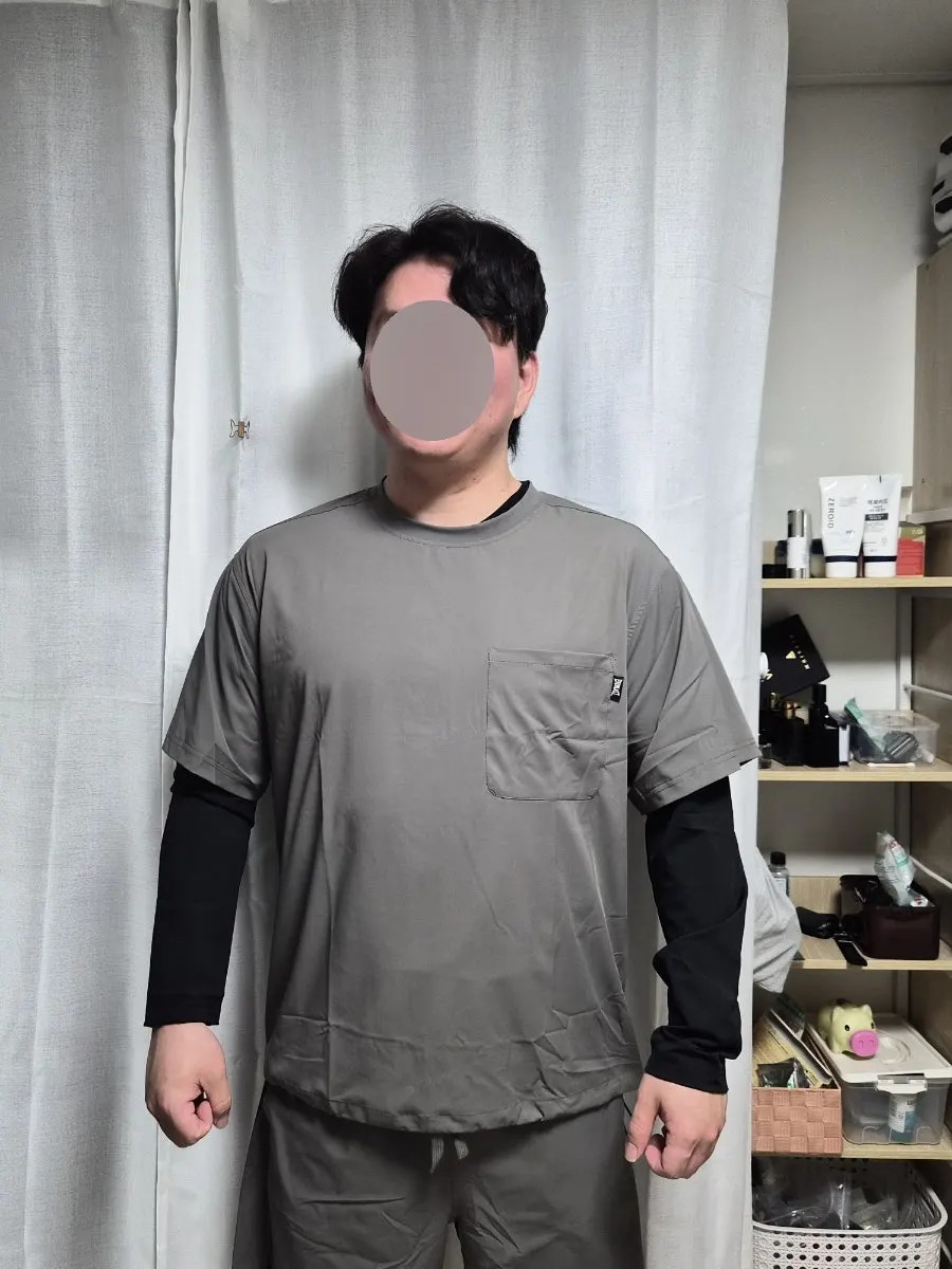 Casual outfit with the khaki gray Running Crew Set
