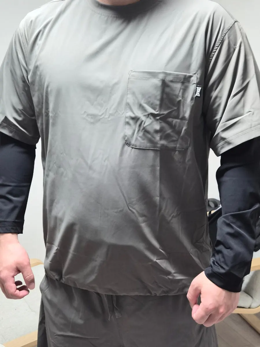 Running Crew Set worn by a broad-shouldered build