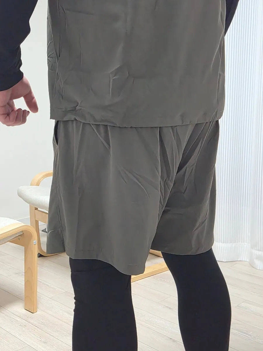 Everlast running set chosen as workout clothing for my boyfriend