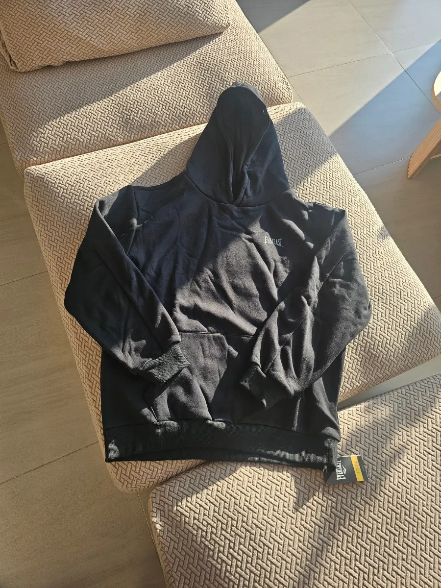 Wearing fleece-lined workout clothes in winter