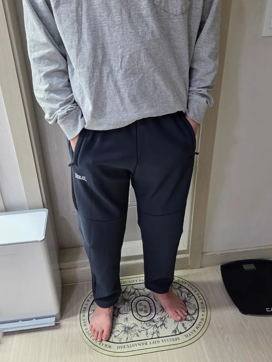 부담스럽지 않은 두께의 기모 바지