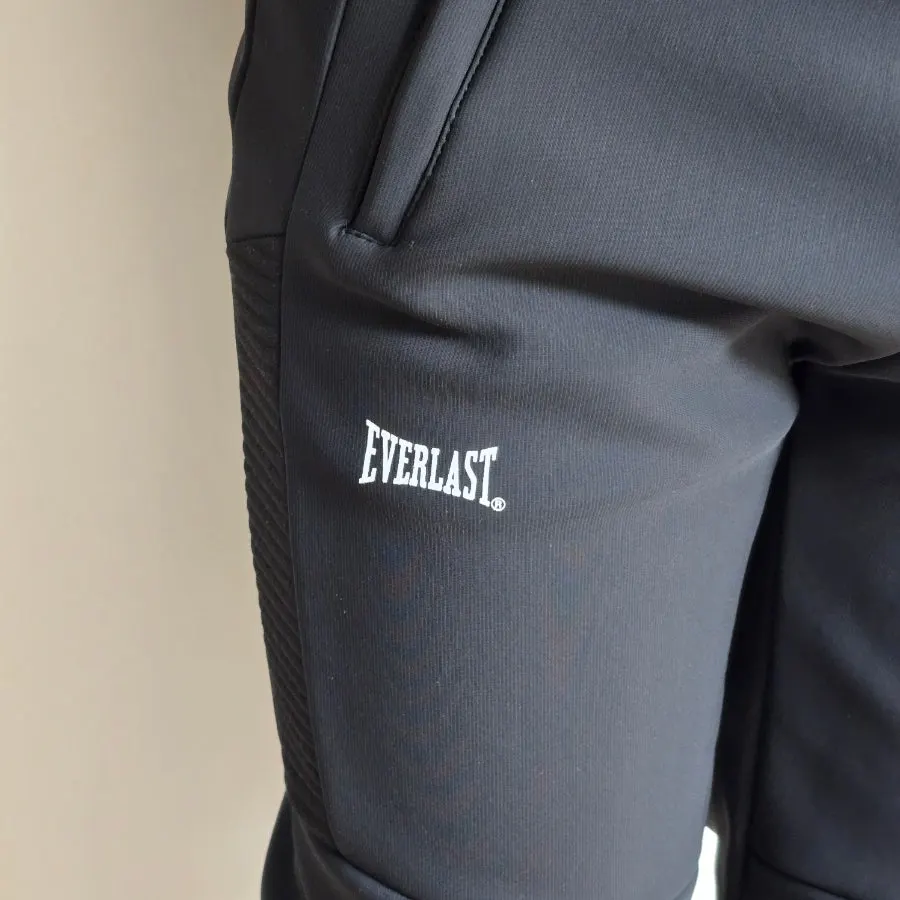 Fleece-lined pants checked after washing