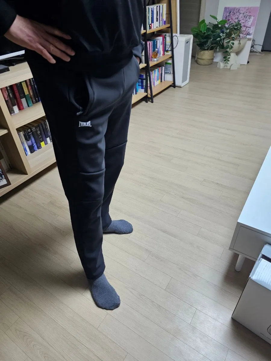 Workwear outfit styled for commuting and walks
