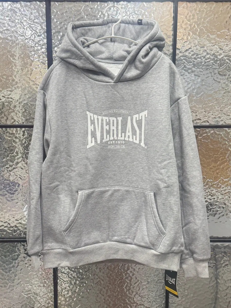 Women’s fleece set consisting of a hoodie and straight-leg pants