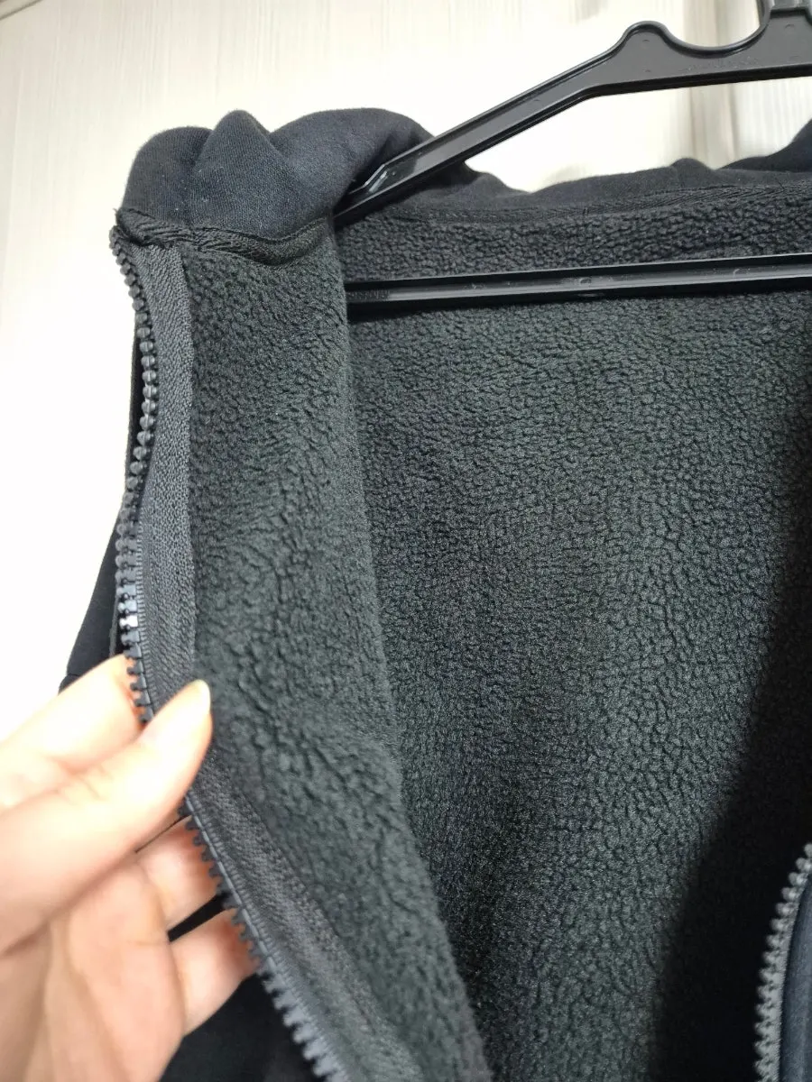 Fleece lining detail