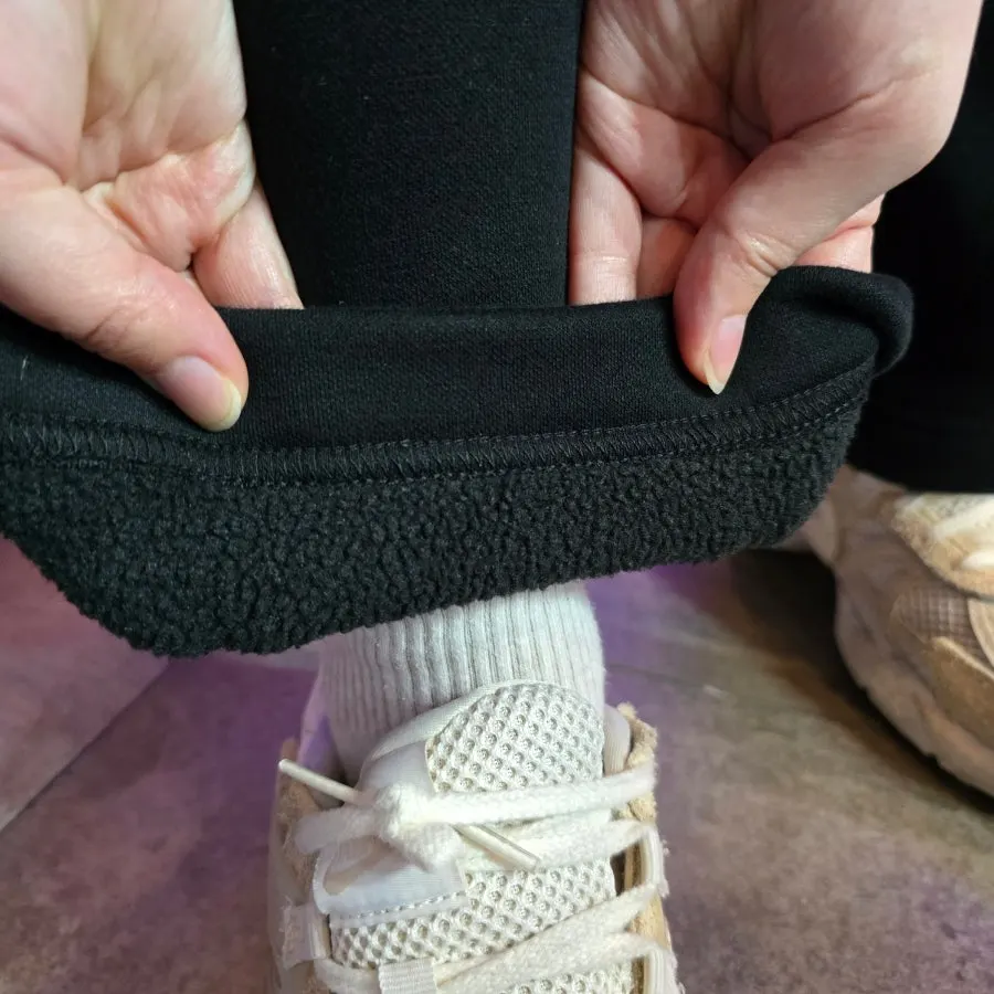 Hoodie waist ribbed finish