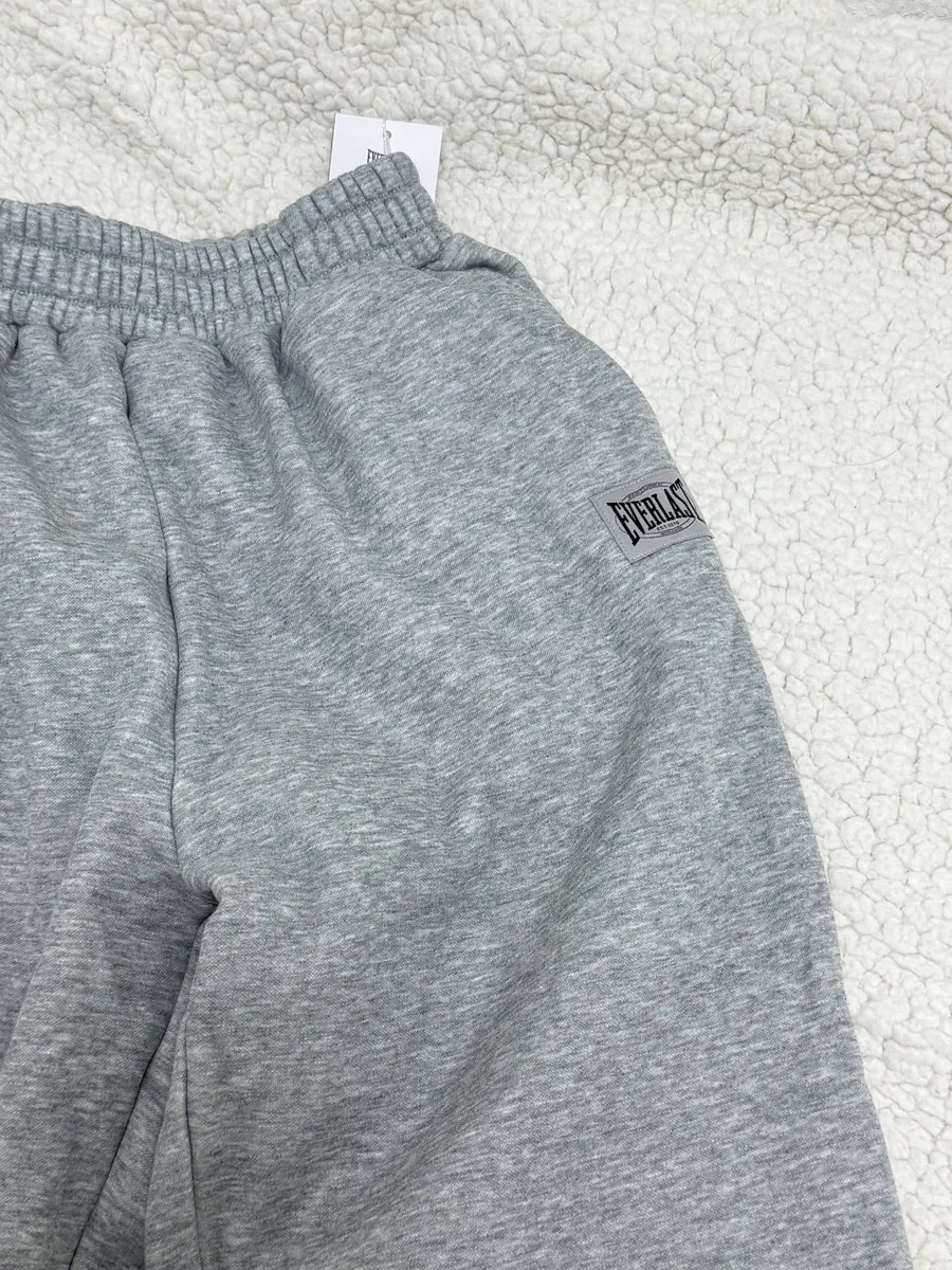Roomy straight-leg training pants