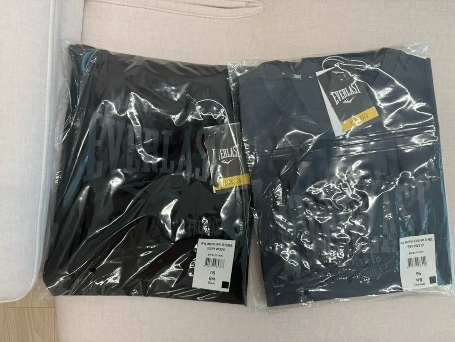 Everlast women's tracksuit chosen for golf practice wear