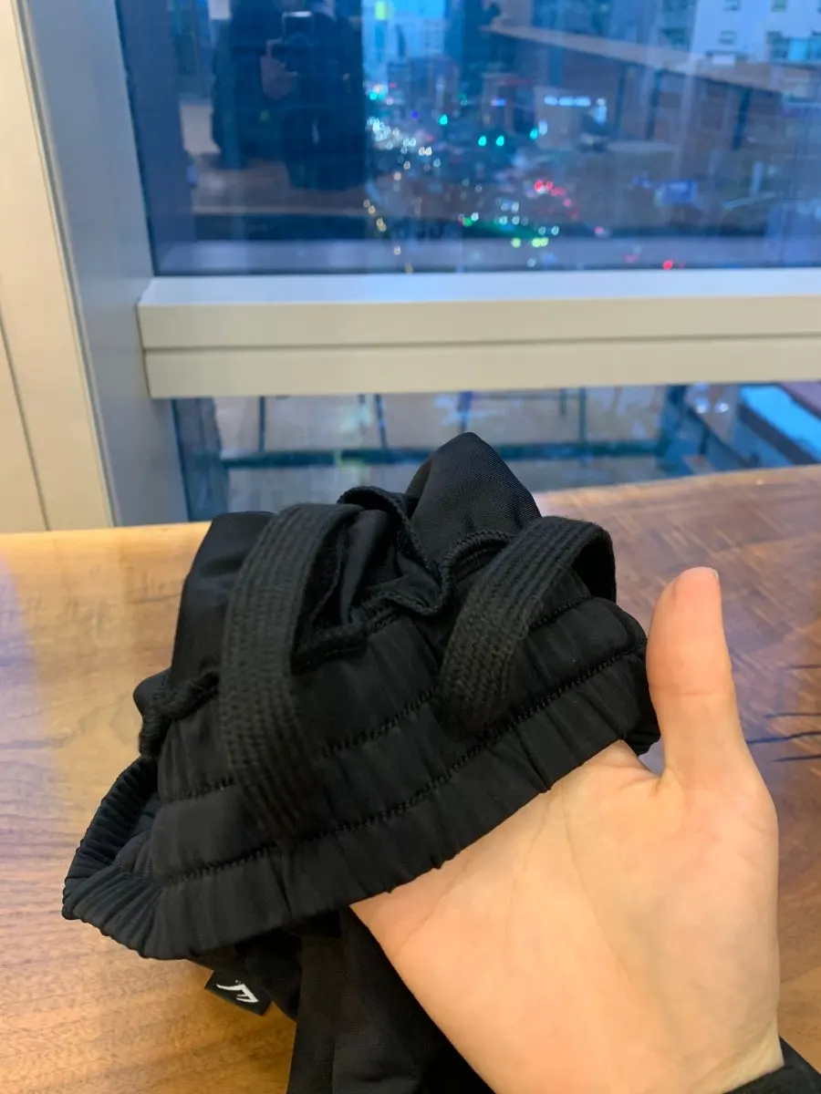Design and fabric of the Everlast Running Crew set