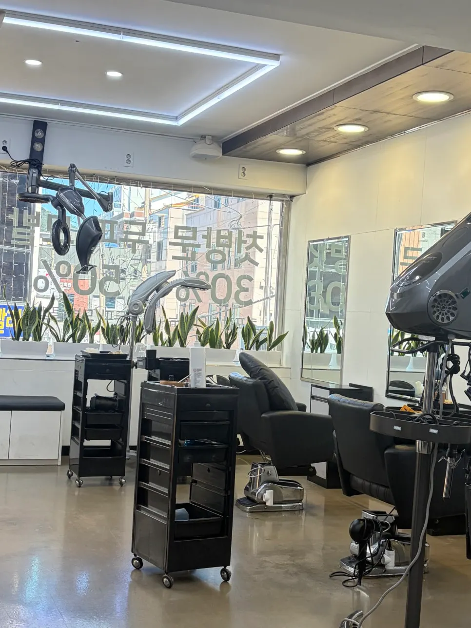 Way up to the 2nd-floor salon