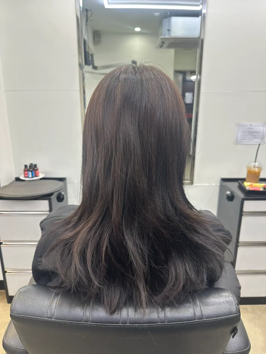 열펌 시작 전 부스스한 모발 상태