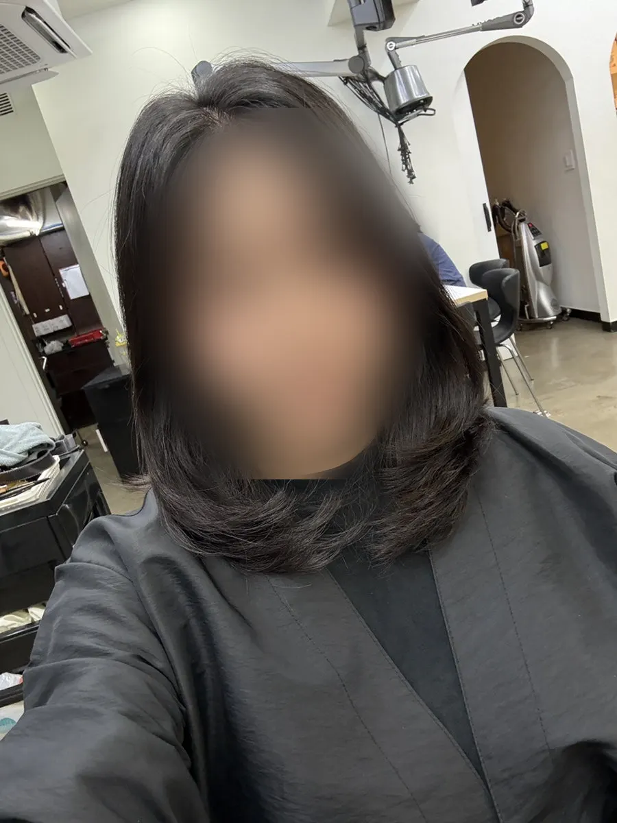 Infrared applied to the scalp to finish the head spa