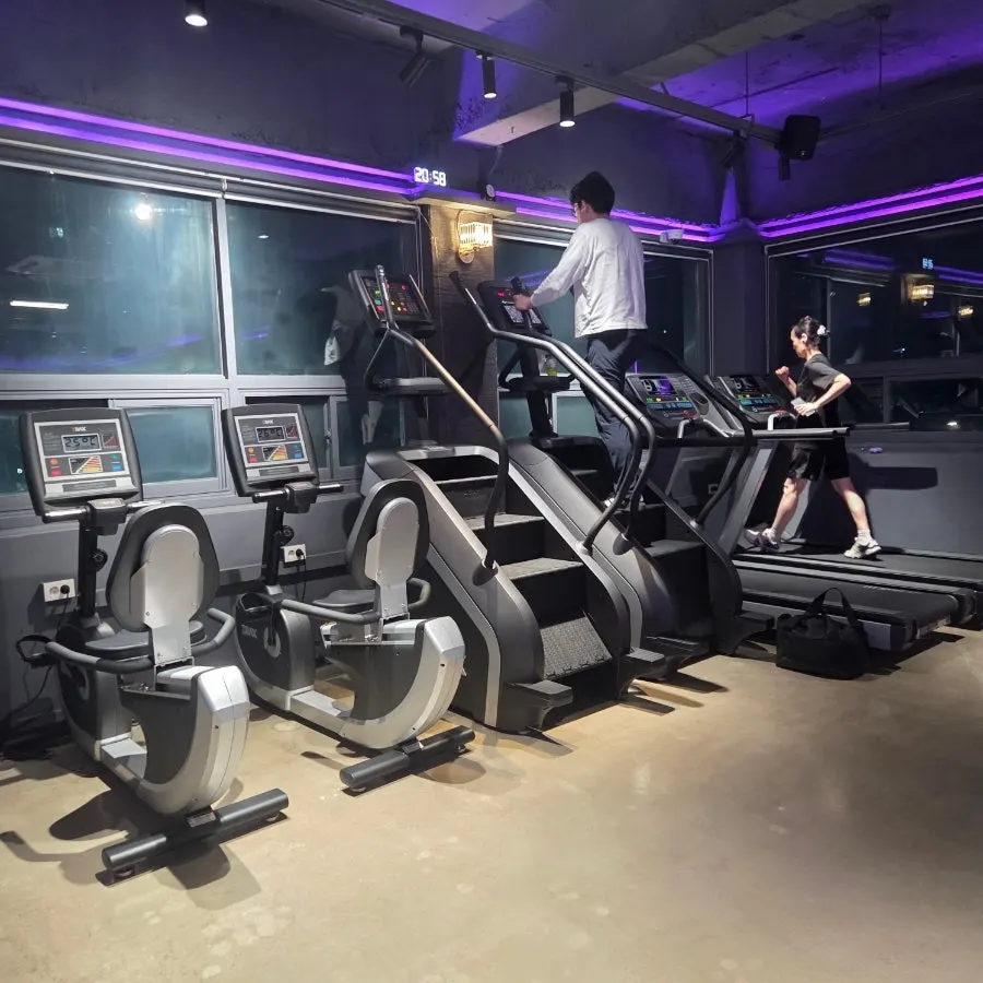 Equipment layout in the 60-pyeong gym
