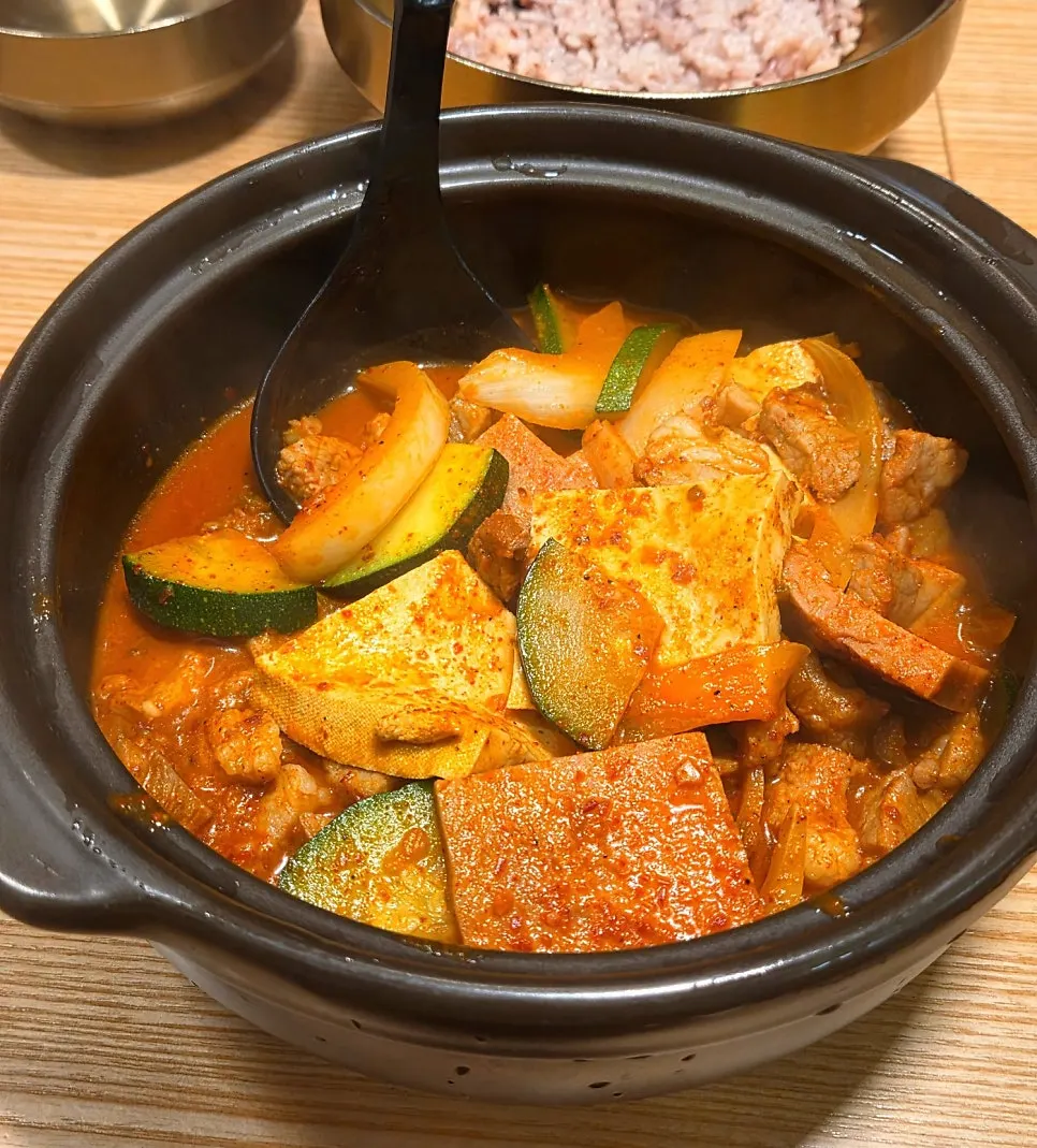 2인 스팸세트와 계란찜 한 상 차림