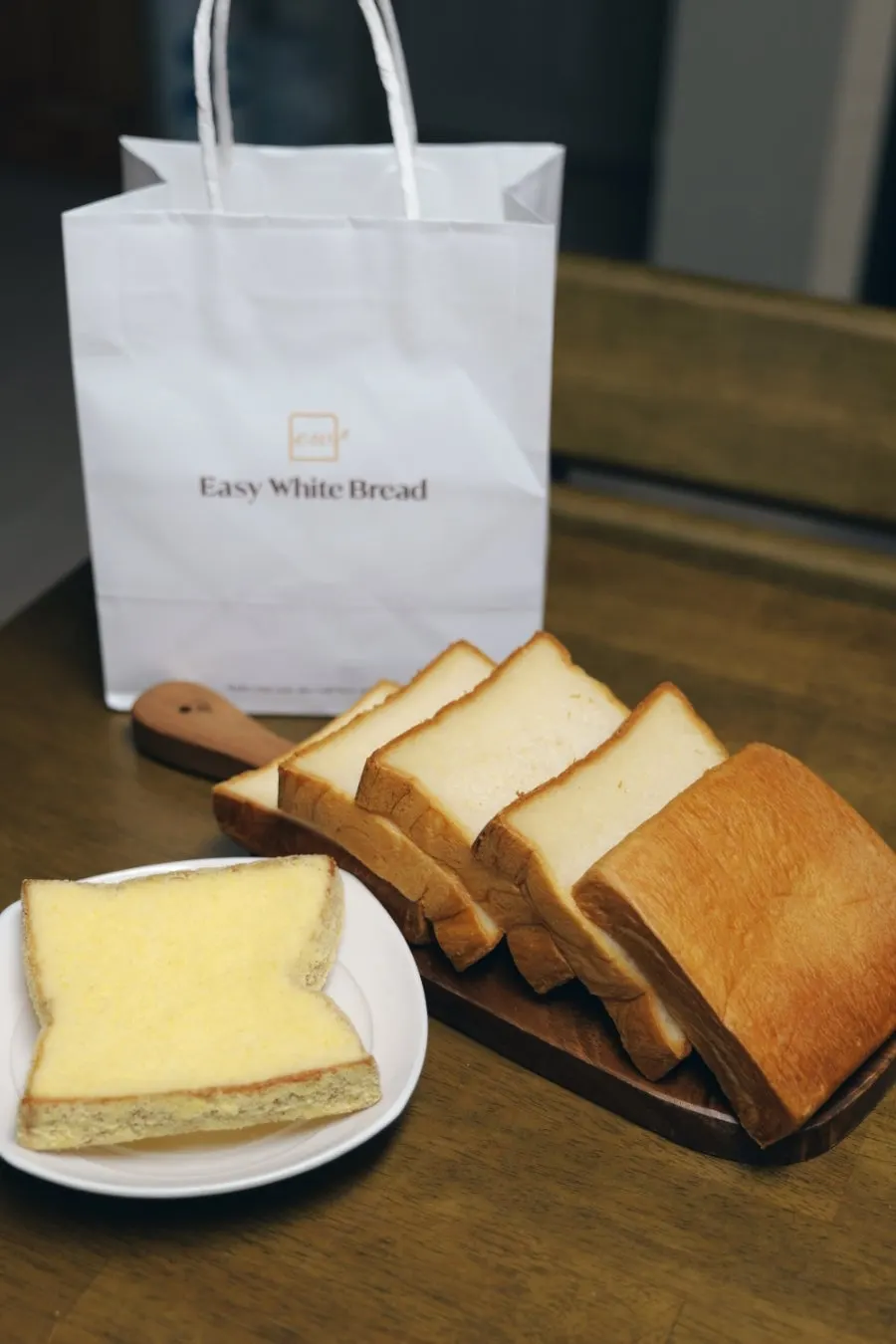 Cross-section of the Golden Beurre milk bread cut at 2cm