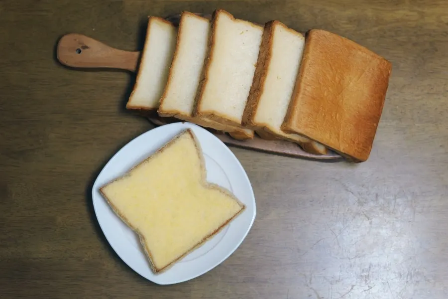 Finished French toast and milk bread with overall review photo