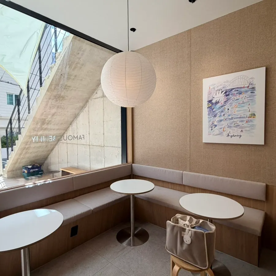 Interior of the 1st floor at Famous Benny Gwangalli Branch