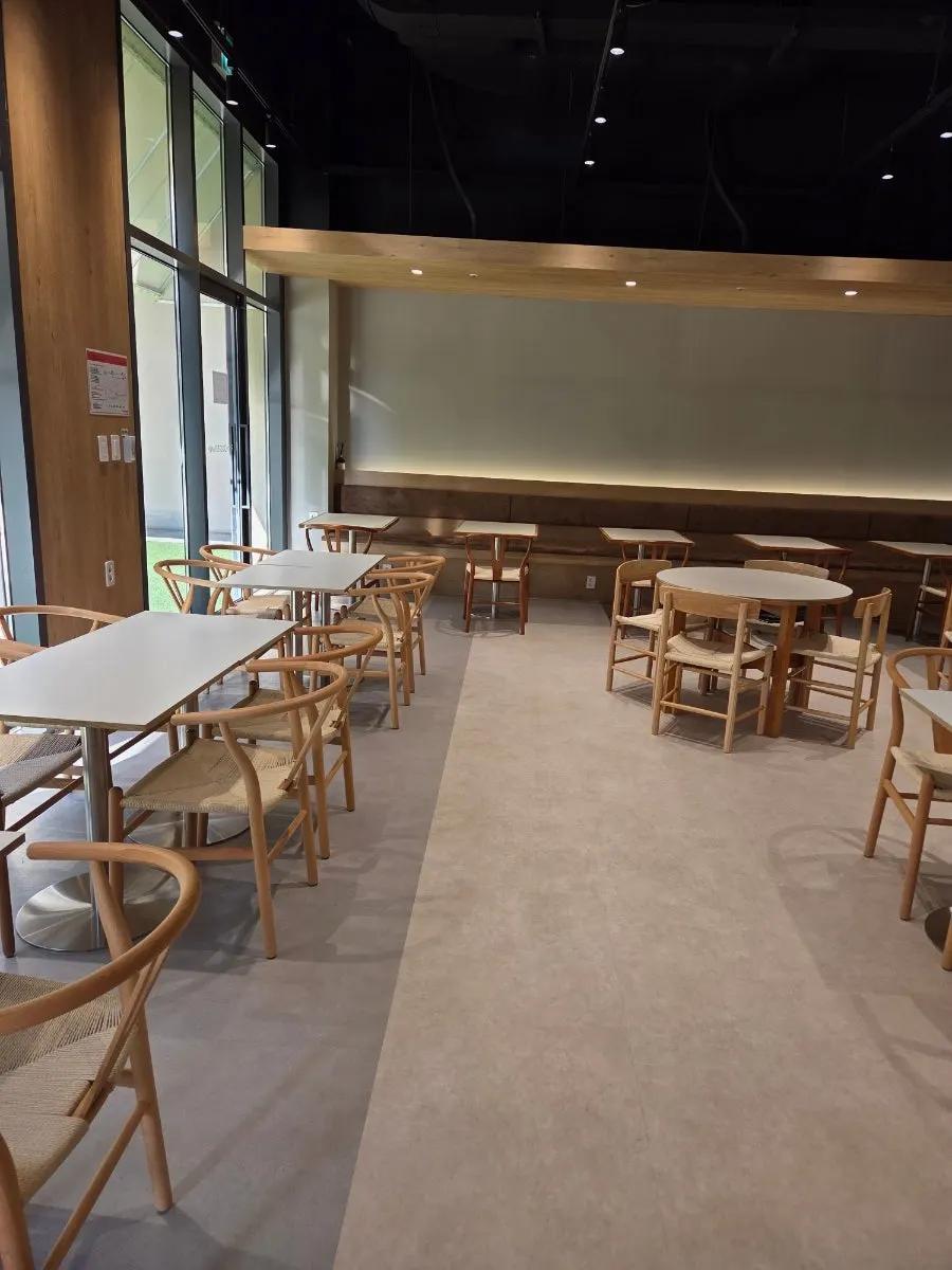 페이머스베니 양산오슬로파크점 입구 주변