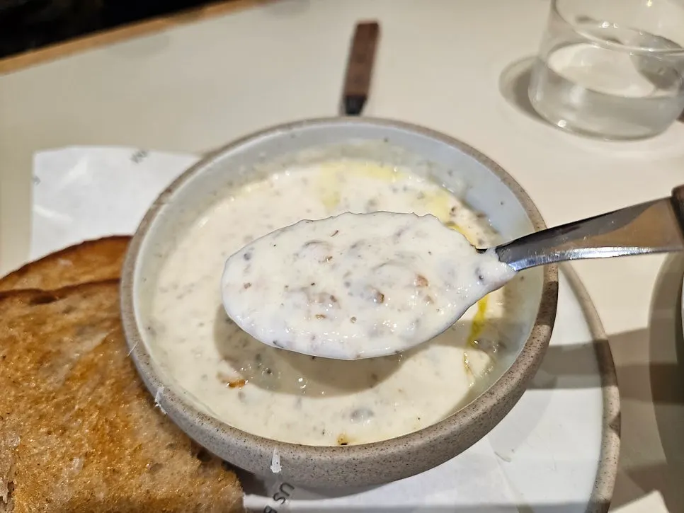 진하고 크리미한 버섯수프