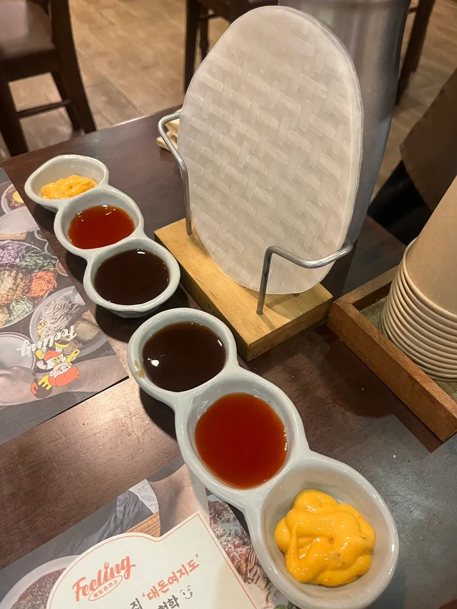 돈까스 전에 나온 스프 한 그릇