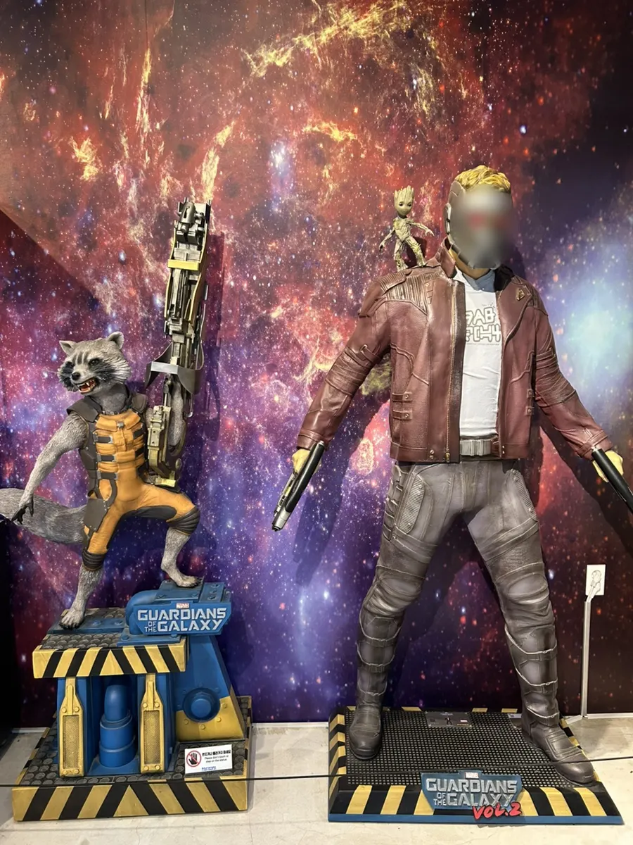 Movie figure corner featuring Avatar and others