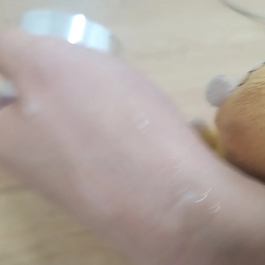 히알루론산 수분크림 제품