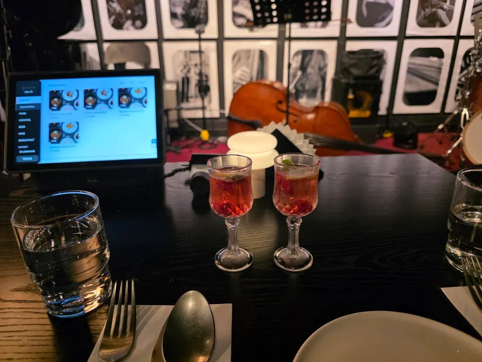 Table set after ordering the classic course for two