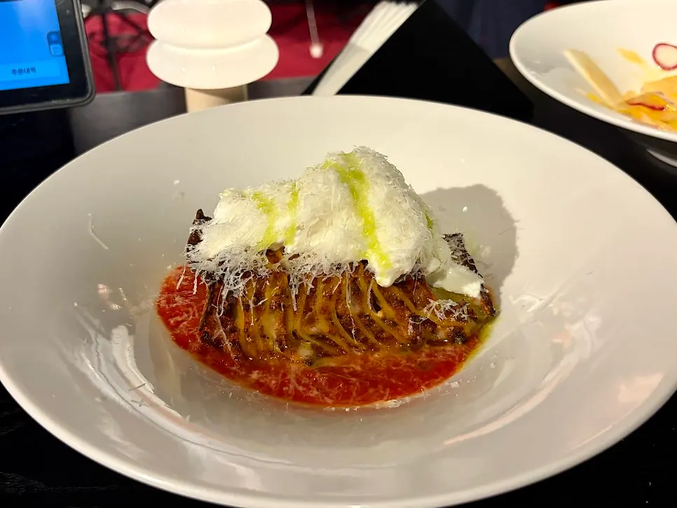 바질 토마토 밀푀유 라자냐 파스타