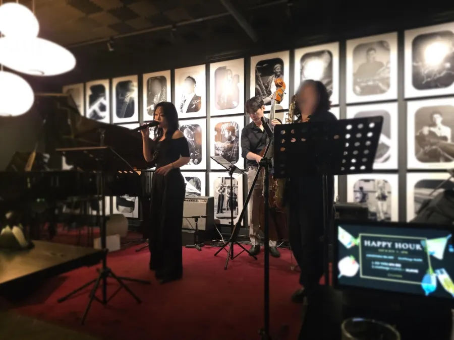 Lee Gyu-ri Quintet live jazz performance on stage