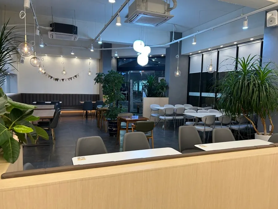 플라워팟카페 세트 메뉴 안내판