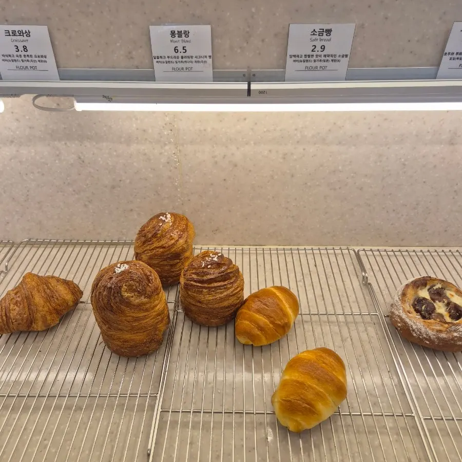 Display of cakes and egg tarts