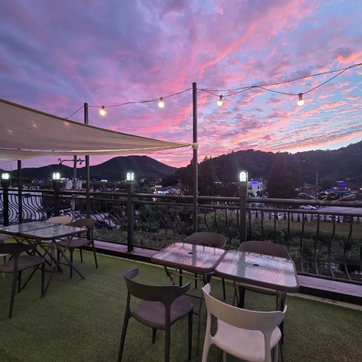 Evening sunset scenery seen from Flowerpot Cafe