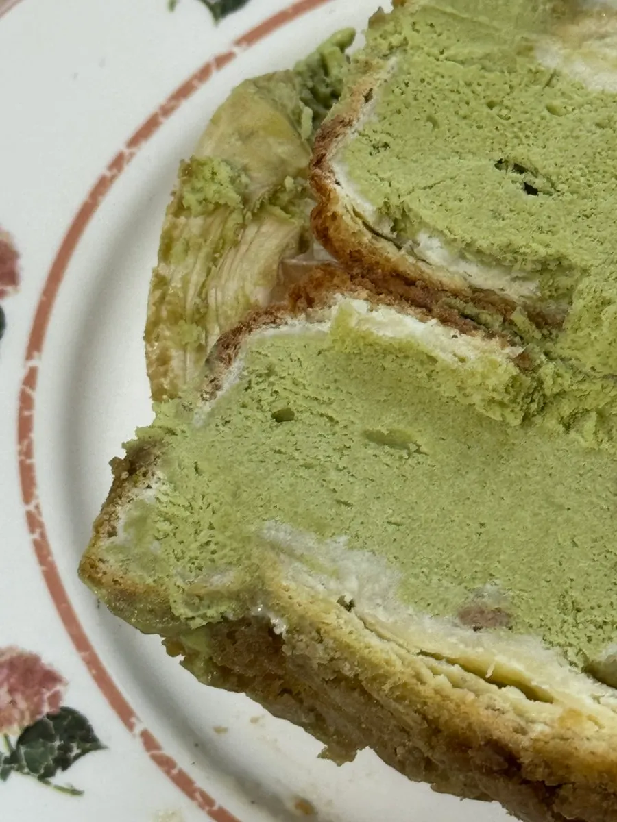 맛이 다른 슈들을 함께 놓은 모습