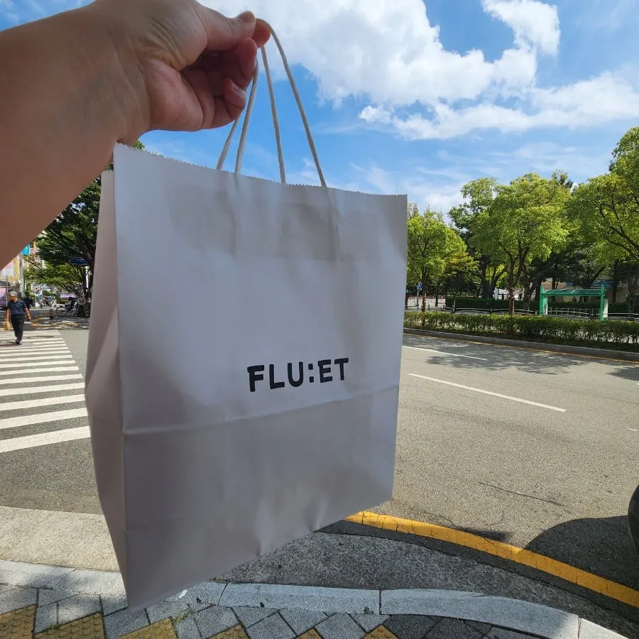 FLU:ET's takeout shopping bag